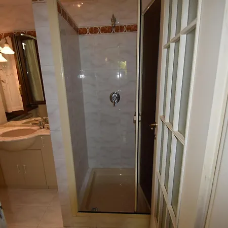 In With Maggiore Views Ghiffa